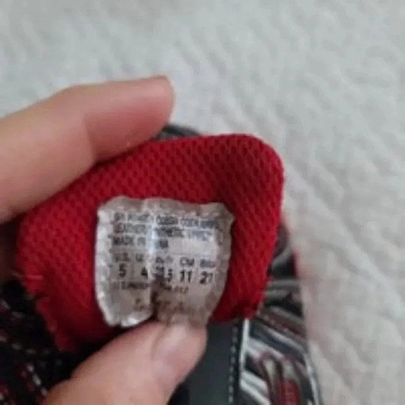 Sketchers S-lights light up sneakers size 5 - Picture 4 of 5